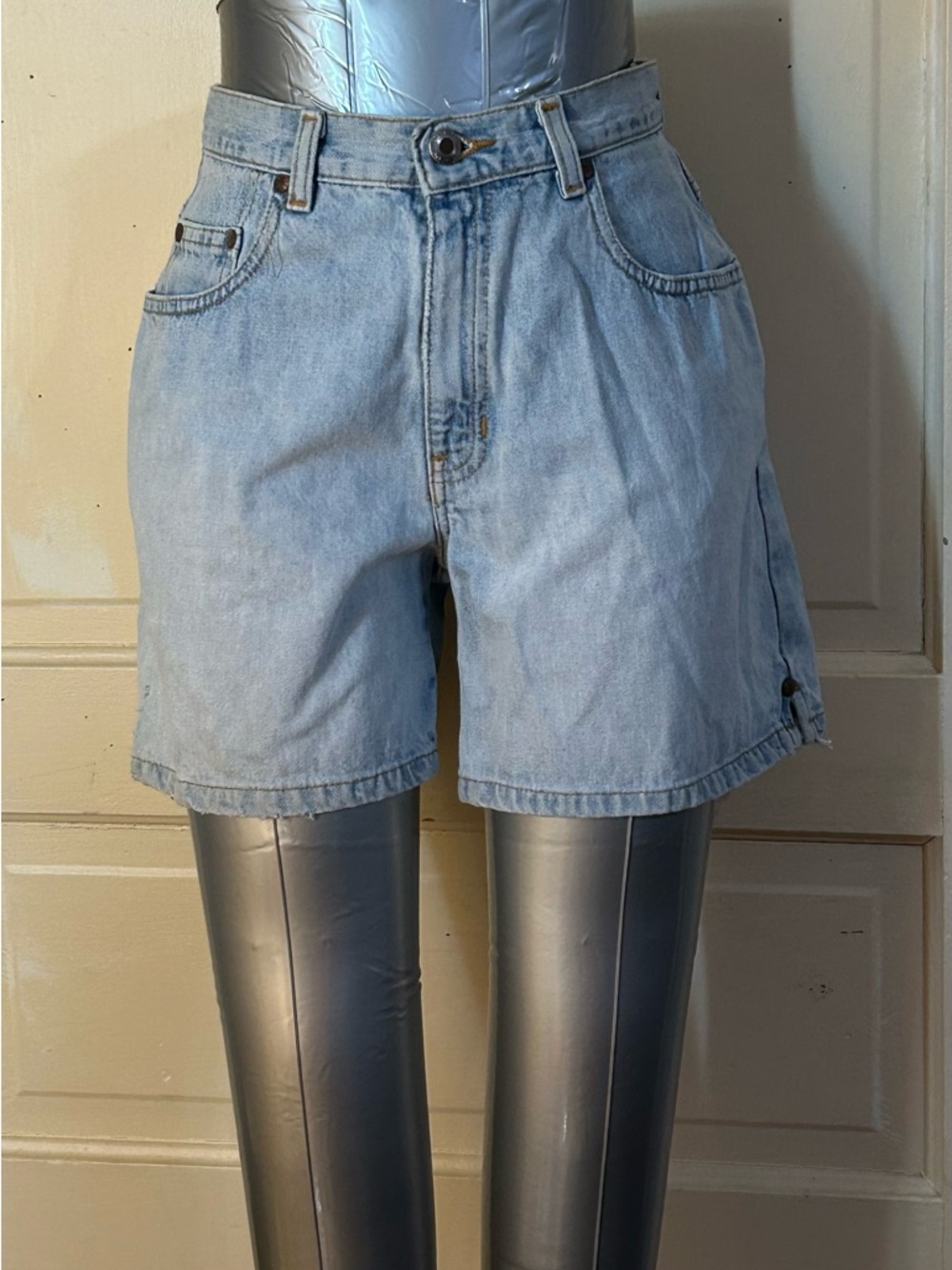 Vintage 90s GAP "Classic Cut" High Rise Denim Jorts — Size 14 (24" Waist)